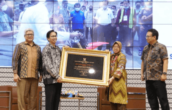 Apresiasi Kontribusi oleh Menteri Sosial